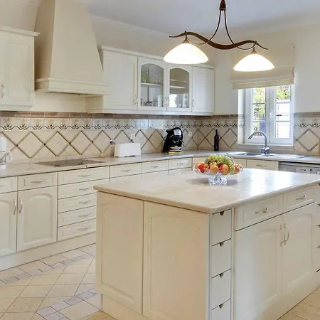 Lisianto * Αλμπουφέιρα